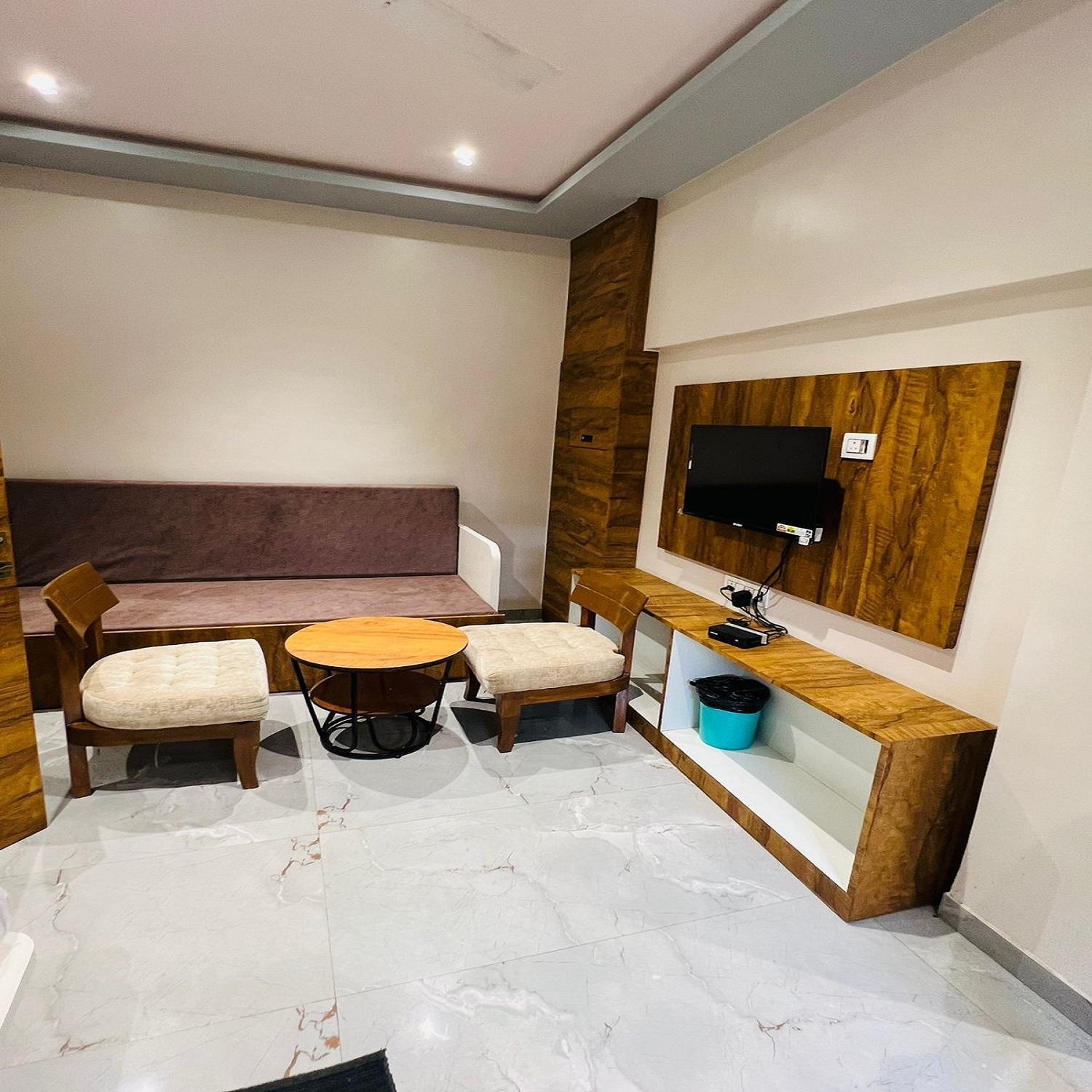 Hotel Pragati Inn Ахмаднагар Екстериор снимка